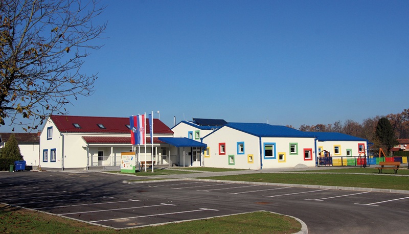 Logotip projekta Dogradnja Dječjeg vrtića Leptirići u Općini Podravske Sesvete