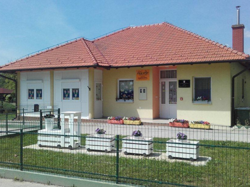 Logotip projekta Dogradnja dječjeg vrtića u Peterancu